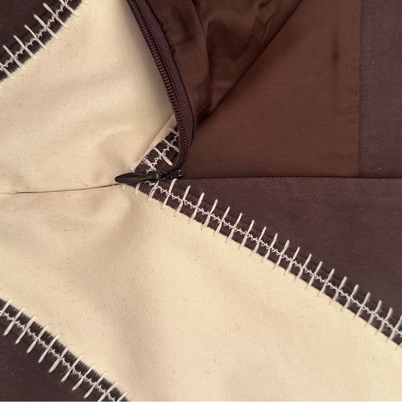 Moschino Geometric Statement Pencil Skirt – Size 8 - Picture 10 of 11